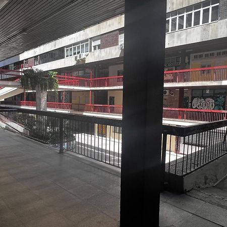 Appartamento Nuevo Refugio En Los Bajos De Moncloa! Madrid Esterno foto